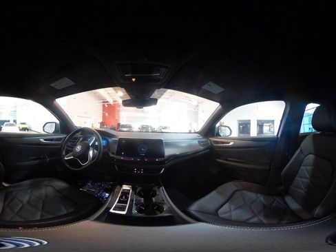 Used 2025 Volkswagen Atlas Cross Sport SE image 42