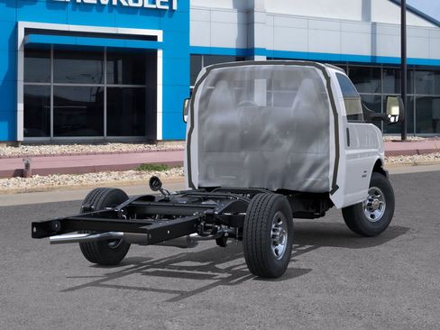 New 2025 Chevrolet Express 3500 w/ Power Convenience Package image 44