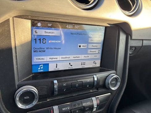 Used 2017 Ford Mustang GT Premium image 7