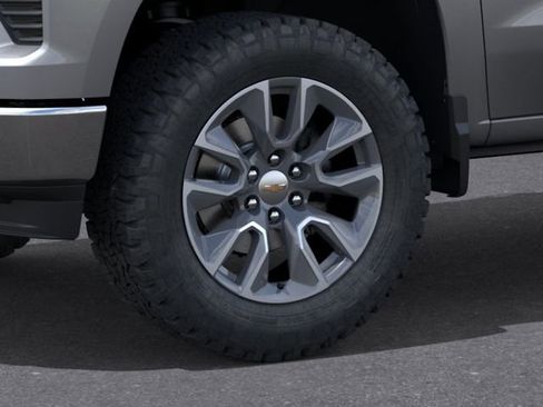 New 2026 Chevrolet Silverado 1500 LT w/ Z71 Off-Road Package AWD/4WD image 11