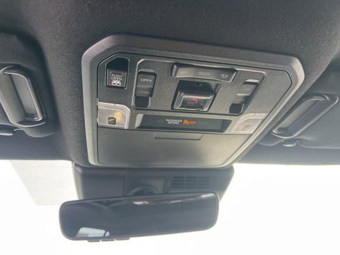Used 2025 Toyota 4Runner TRD Off-Road Premium image 33