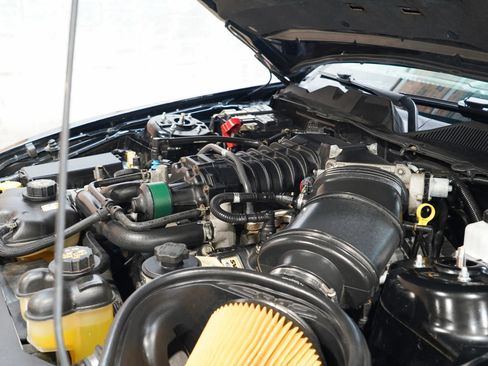 Used 2010 Ford Mustang Shelby GT500 RWD image 33