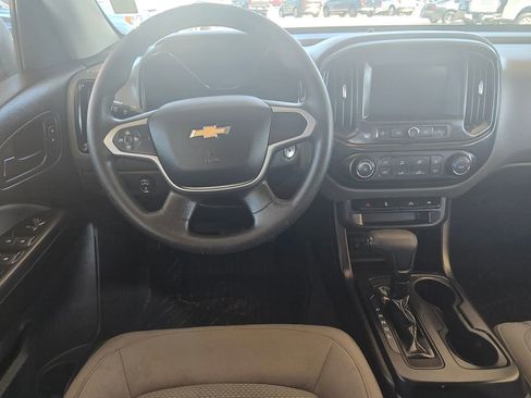 Used 2020 Chevrolet Colorado W/T w/ WT Convenience Package image 4