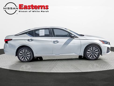 Used 2024 Nissan Altima 2.5 SV AWD/4WD image 4