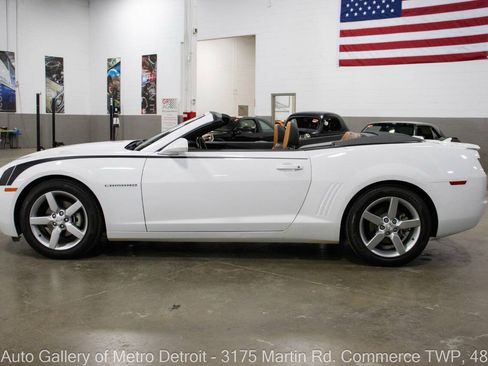Used 2013 Chevrolet Camaro LT RWD image 4