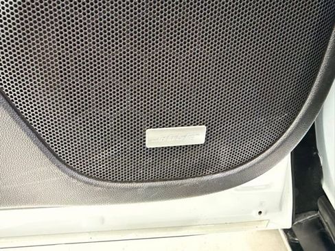 Certified 2019 GMC Acadia SLT image 22