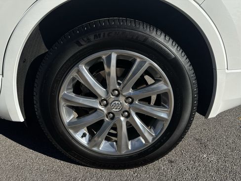 Used 2020 Buick Envision Essence image 34