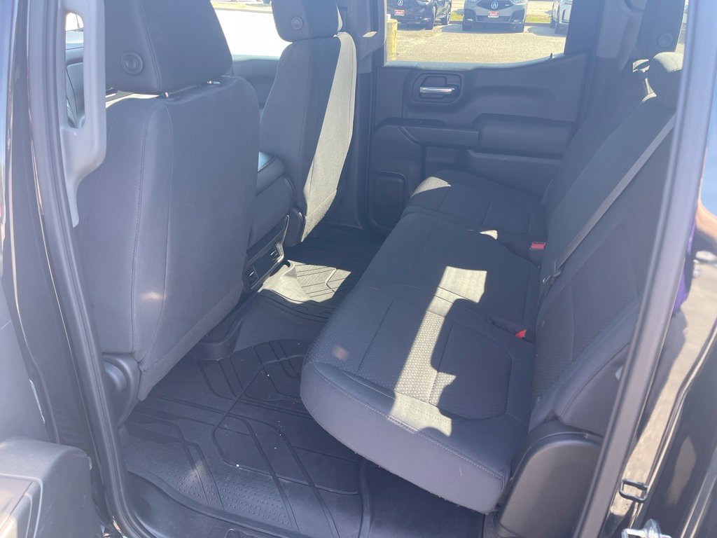 Used 2020 Chevrolet Silverado 1500 Custom w/ Custom Value Package AWD/4WD image 14