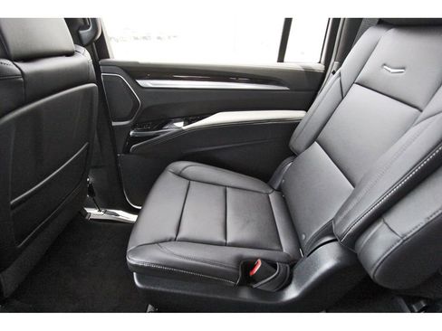 New 2026 Cadillac Escalade ESV 2WD image 12