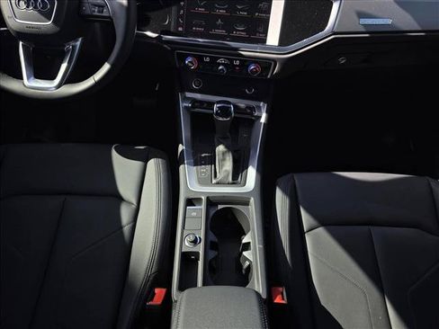 New 2025 Audi Q3 2.0T Premium w/ Convenience Package AWD/4WD image 23