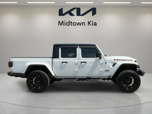 Used 2022 Jeep Gladiator Mojave w/ Cold Weather Group AWD/4WD image 2