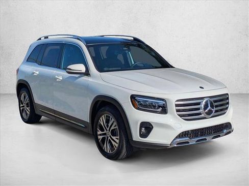 Certified 2026 Mercedes-Benz GLB 250 image 3