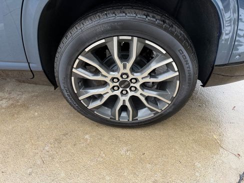 New 2026 GMC Acadia Denali Ultimate AWD/4WD image 39