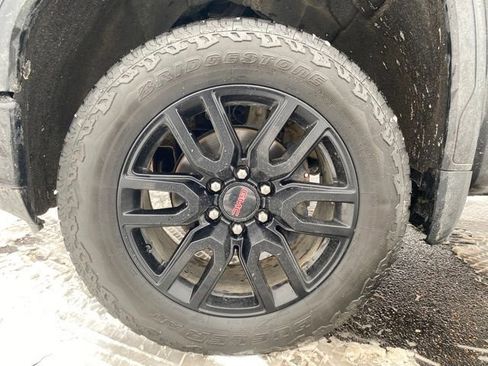 Certified 2020 GMC Sierra 1500 AT4 w/ AT4 Premium Package image 24