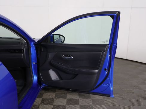 Used 2024 Nissan Sentra SV w/ All-Weather Package image 18