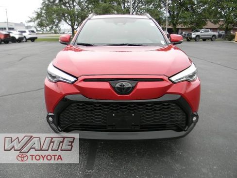 Used 2024 Toyota Corolla Cross AWD Hybrid w/ Convenience Package image 6
