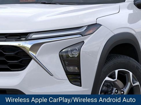 New 2026 Chevrolet Trax LT image 11