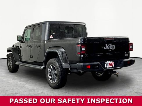 Used 2020 Jeep Gladiator Overland AWD/4WD image 4
