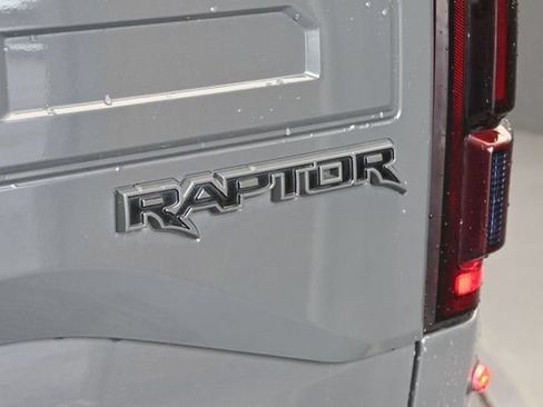Used 2018 Ford F150 Raptor w/ Equipment Group 802A Luxury AWD/4WD image 12