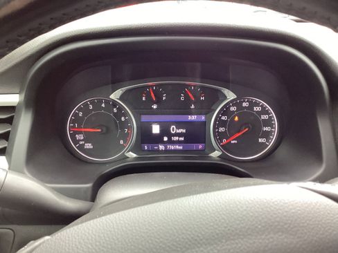 Used 2021 GMC Acadia SLT w/ Elevation Edition image 20