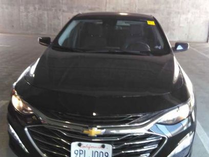 Used 2025 Chevrolet Malibu LT