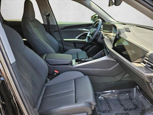 Used 2025 Audi Q5 Premium Plus AWD/4WD image 27