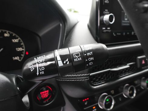 Used 2025 Honda HR-V EX-L image 21