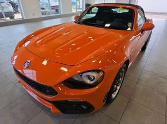 Used 2017 FIAT 124 Spider Classica RWD video 1