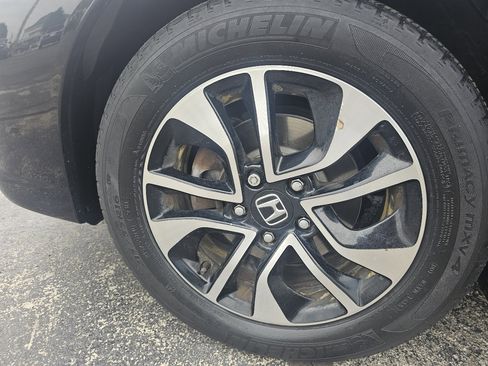 Used 2014 Honda Civic EX image 9