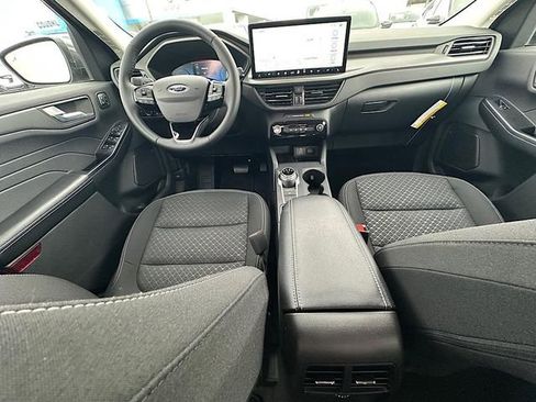New 2024 Ford Escape Active w/ Tech Pack #2 FWD image 16