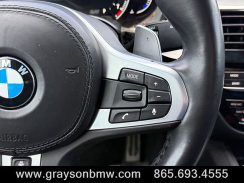 Used 2019 BMW M550i xDrive image 24