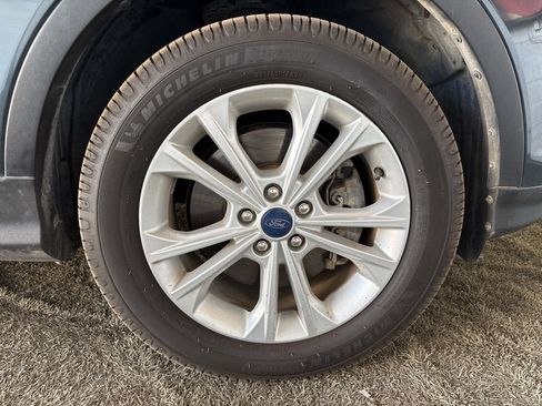 Used 2019 Ford Escape SEL AWD/4WD image 20