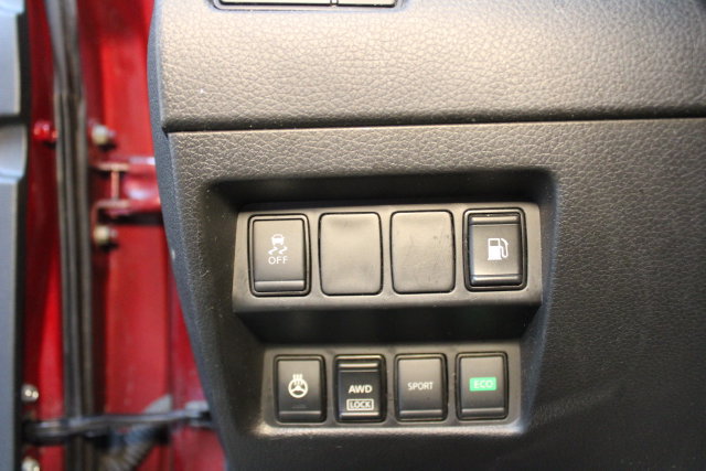 Used 2020 Nissan Rogue S AWD/4WD image 19