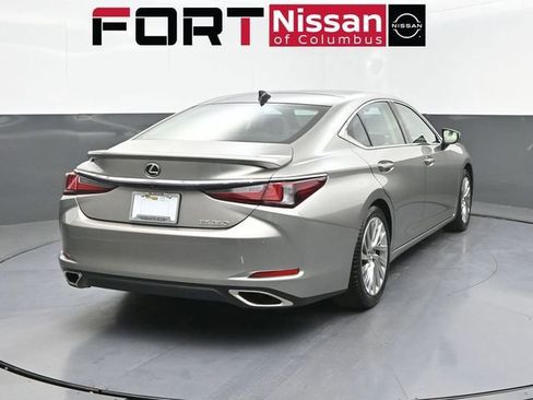 Used 2020 Lexus ES 350 w/ Accessory Package FWD image 6