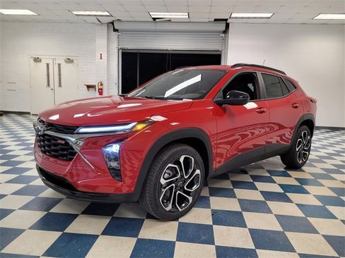 New 2026 Chevrolet Trax RS w/ Sunroof Package image 3