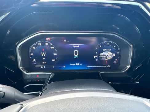 New 2026 Chevrolet Silverado 1500 RST w/ Redline Edition AWD/4WD image 18