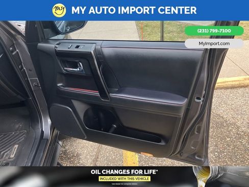 Used 2021 Toyota 4Runner TRD Off-Road Premium w/ Moonroof Package image 12