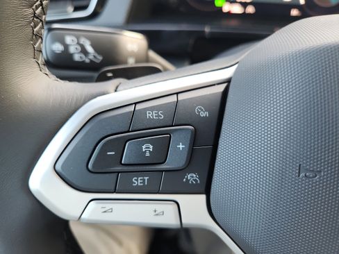 New 2026 Volkswagen Atlas Cross Sport SEL Premium R-Line image 26