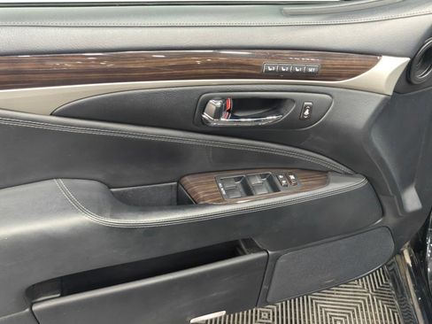 Used 2013 Lexus LS 460 AWD w/ Comfort Pkg image 50