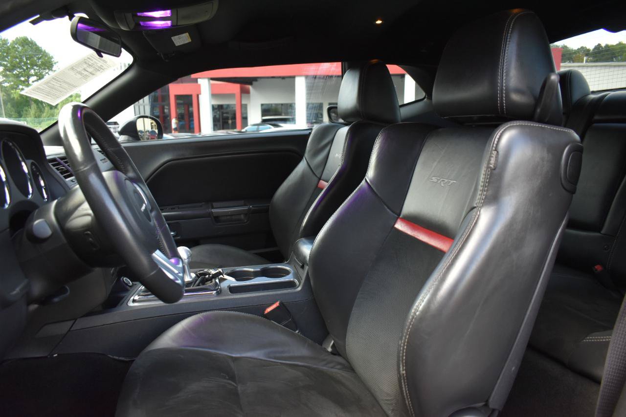 Used 2014 Dodge Challenger SRT8 Core w/ Satin Vapor Edition RWD image 25