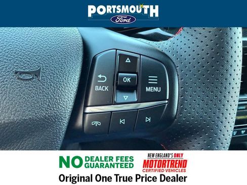 Used 2025 Ford Escape ST-Line w/ Tech Pack #1 image 24