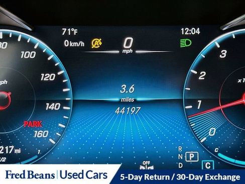 Used 2023 Mercedes-Benz GLC 300 4MATIC Coupe image 16