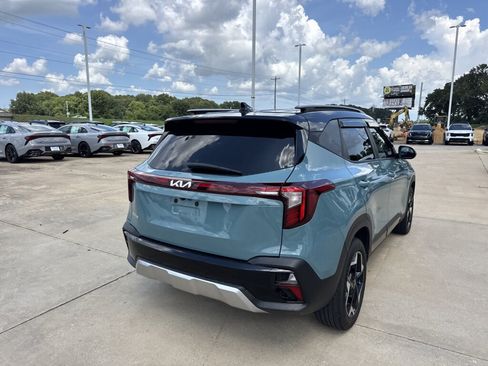 Certified 2025 Kia Seltos S FWD image 19