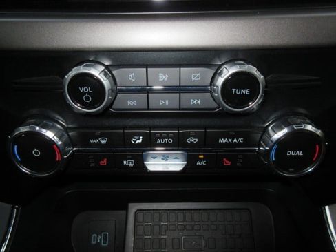 Used 2024 Ford F150 XLT w/ Equipment Group 303A High RWD image 27