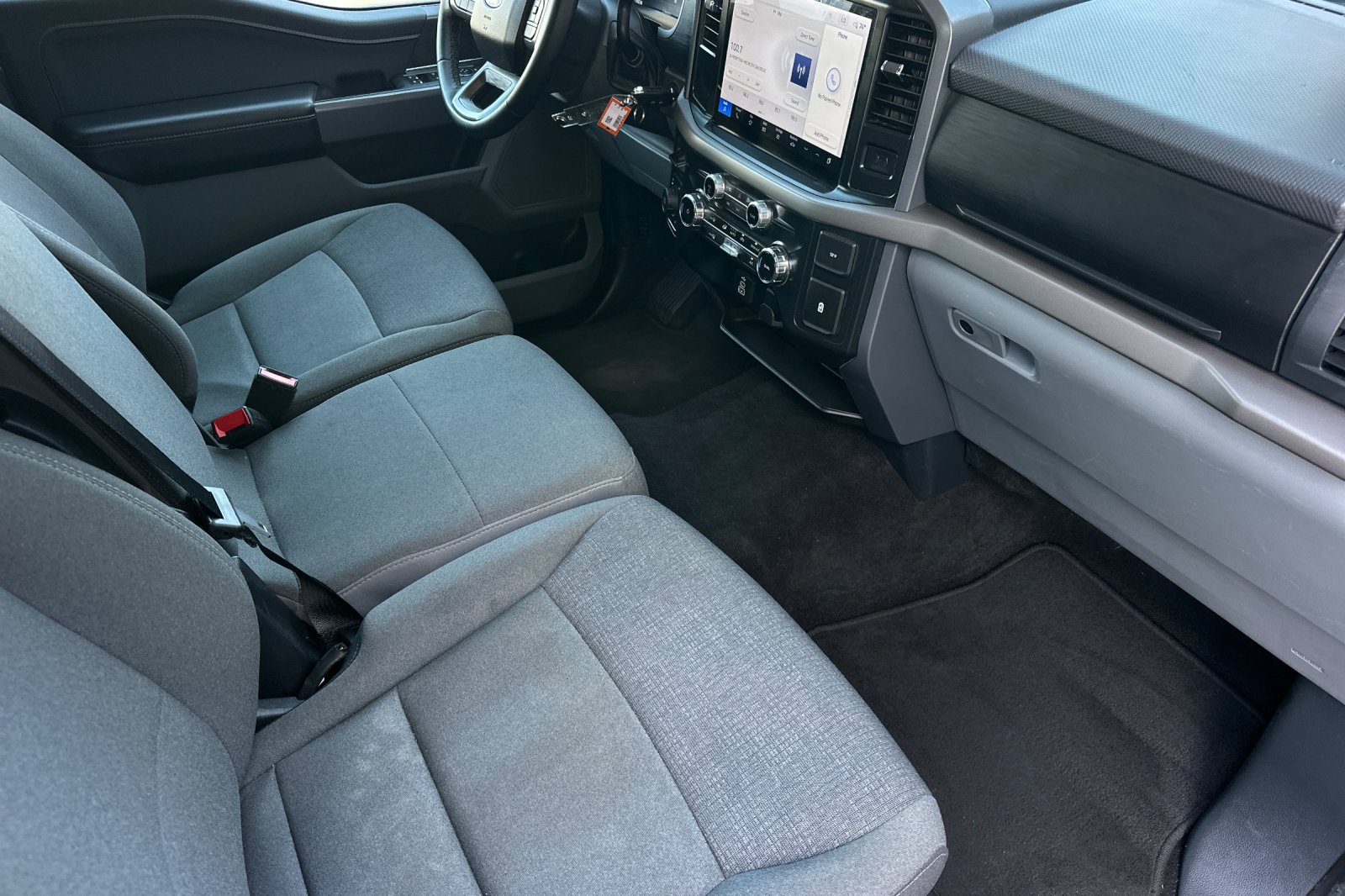 Certified 2025 Ford F150 XLT w/ Equipment Group 301A Standard AWD/4WD image 14