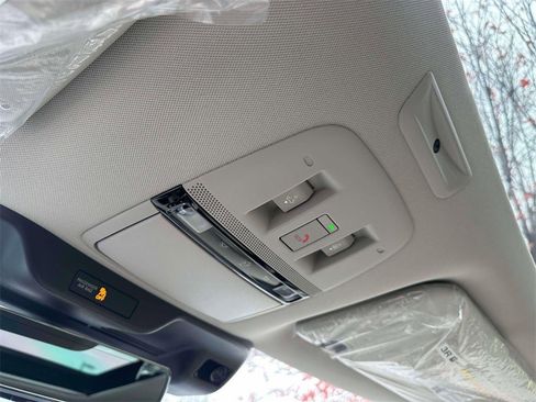 New 2025 Nissan Armada Platinum Reserve image 33