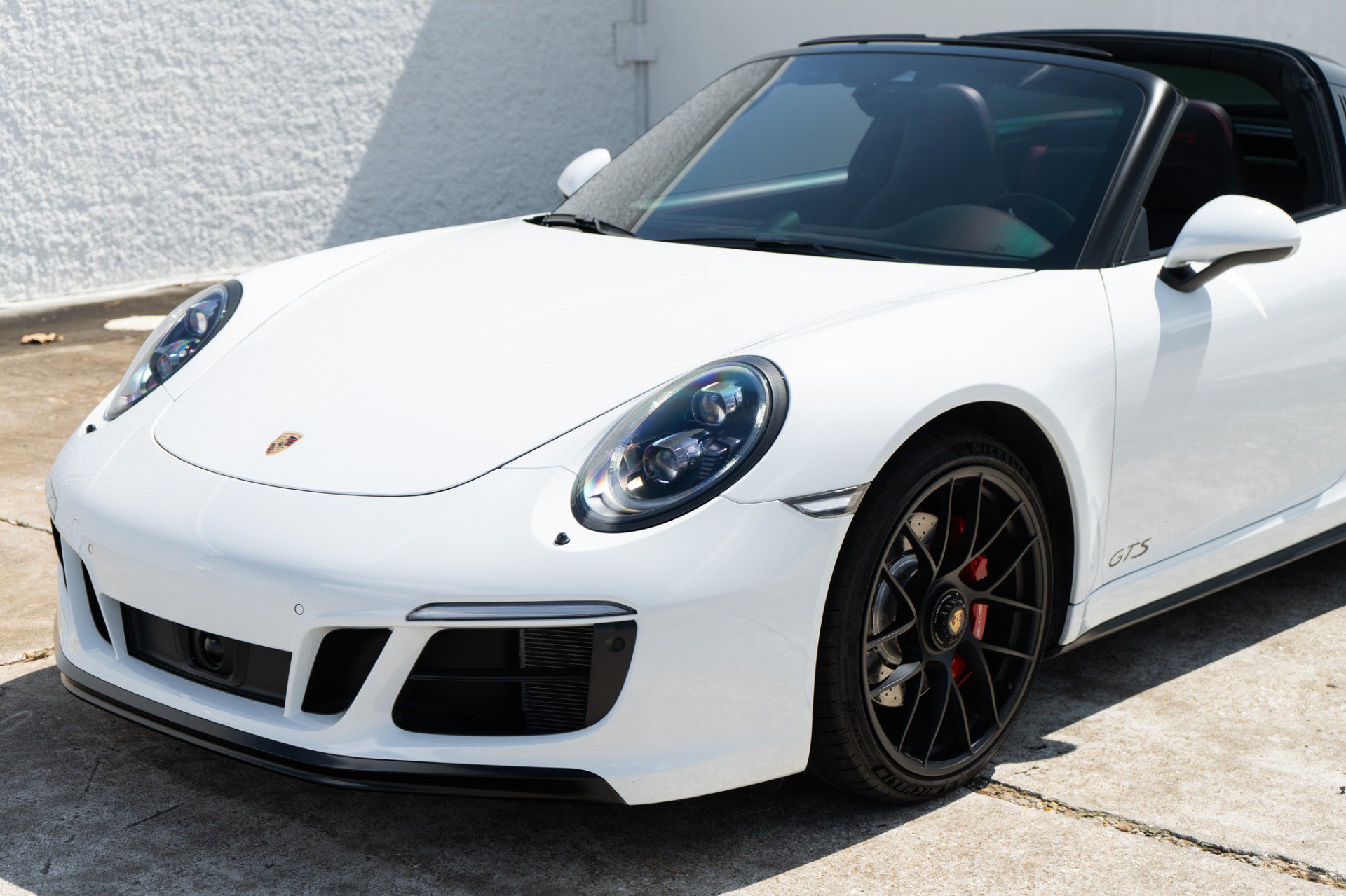 Used 2018 Porsche 911 Targa 4 GTS AWD/4WD image 17