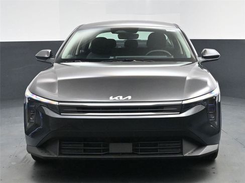 New 2025 Kia K4 LXS image 11