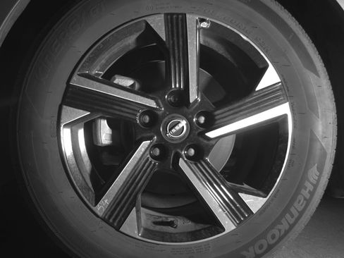 Used 2025 Nissan Sentra SV FWD image 12