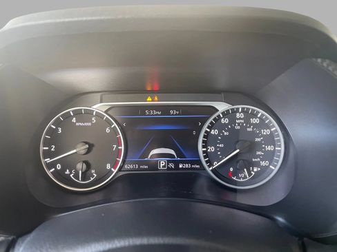 Used 2024 Nissan Sentra SV w/ All-Weather Package FWD image 31
